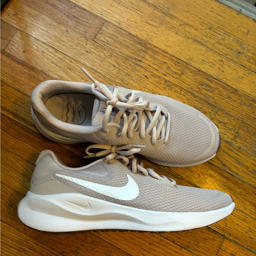Nike shoes